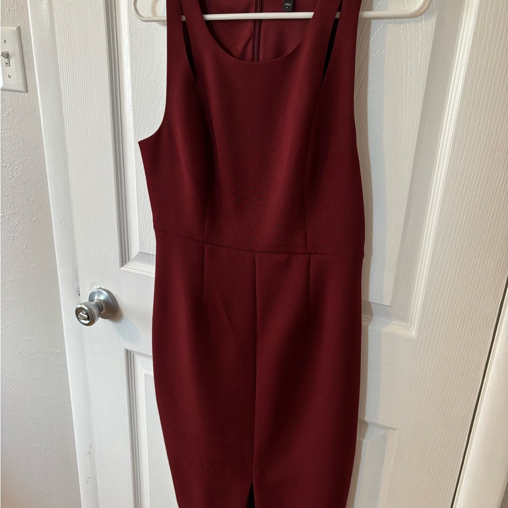 Curve-Hugging Burgundy Dress